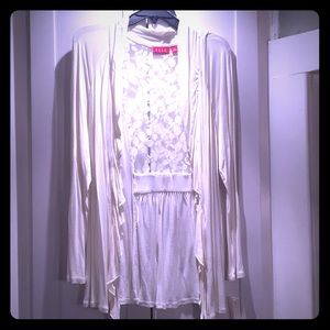 Elle lace back shrug